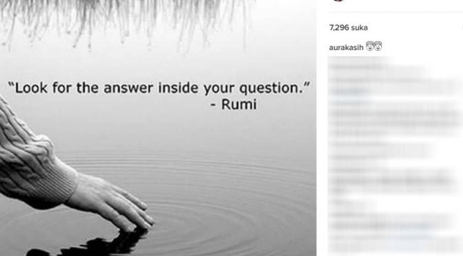 Aura Kasih sedang gundah? (Foto: Instagram)