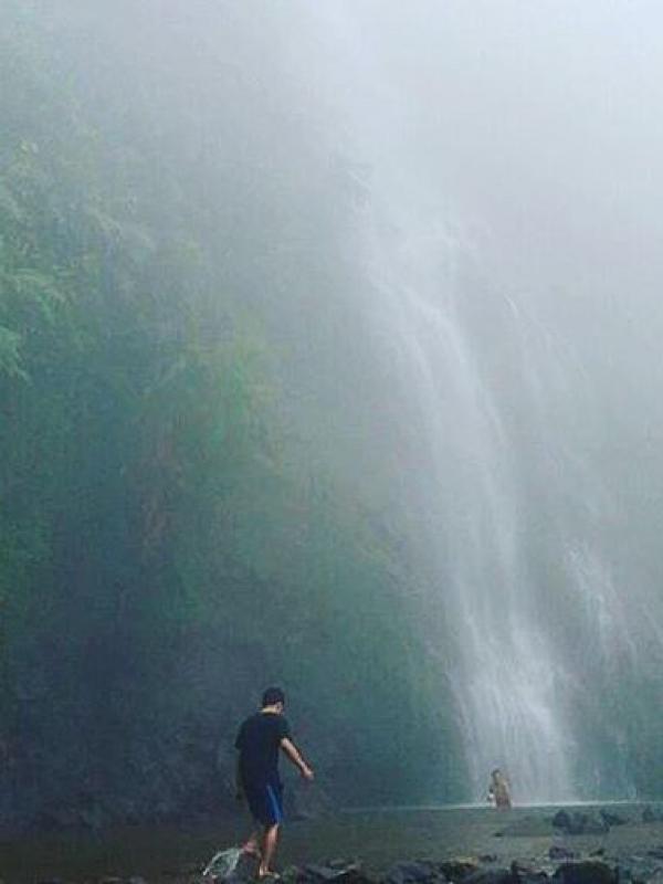 Curug Cijalu, Subang, Jawa Barat. (joelondondavis/Instagram)