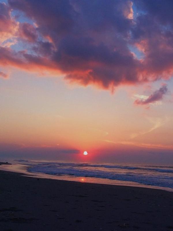 Pantai Lembeng, Bali. (mithadewimustika/Instagram)