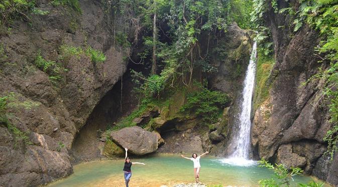 Air Terjun Grenjeng, Blitar, Jawa Timur. (isthebestmeme/Instagram)