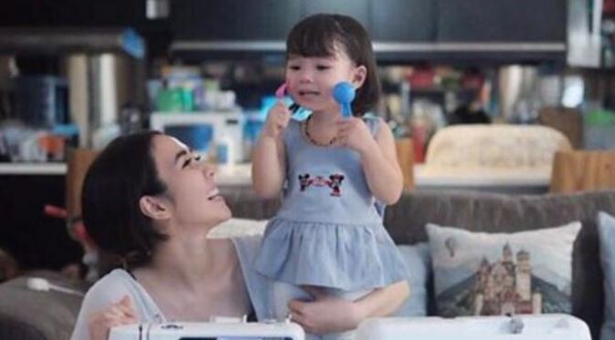 Gisella Anastasia bersama Gempita Nora Marten (Foto: Instagram)