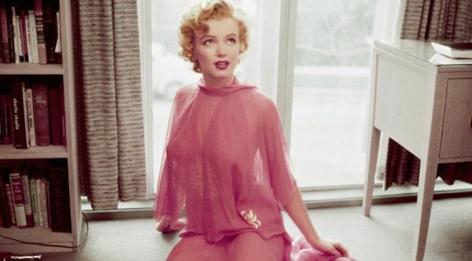 Marilyn Monroe (Pinterest/ Philippe Halsman 1952)