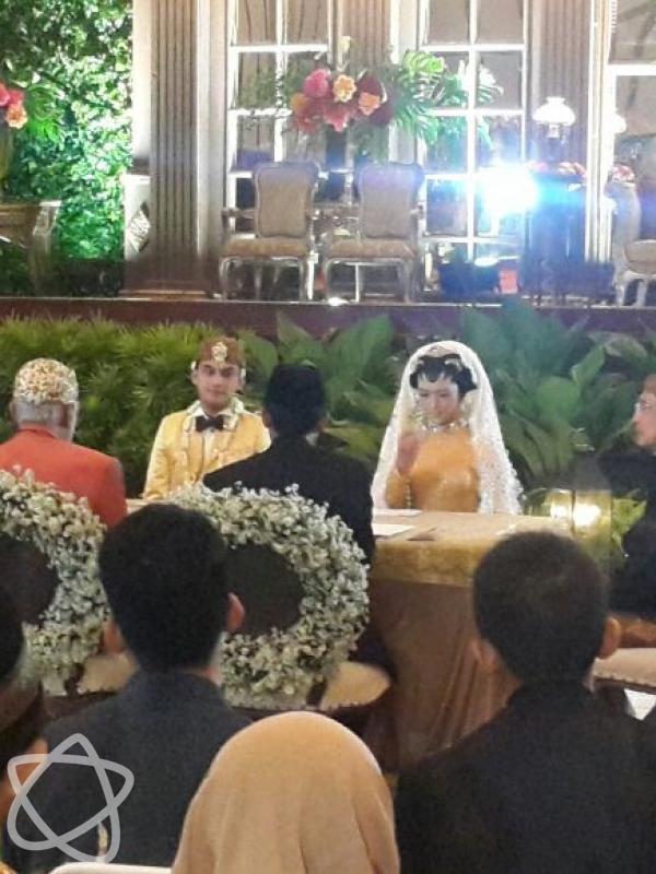 Pernikahan Ridwan Ghani dan Adhitya Putri. (Muhammad Altaf Jauhar/Bintang.com) 