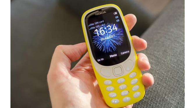 Layar Nokia 3310 yang tak lagi monokrom (Sumber: The Verge)