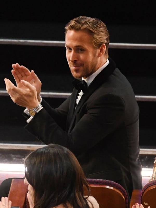 Pesona Ryan Gosling saat menghadiri Oscar 2017. (Foto: AFP)