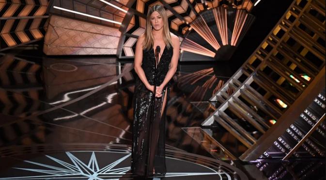 Jennifer Aniston saat menghadiri Academy Awards ke-89 di Los Angeles, Amerika Serikat (foto: FoxNews)