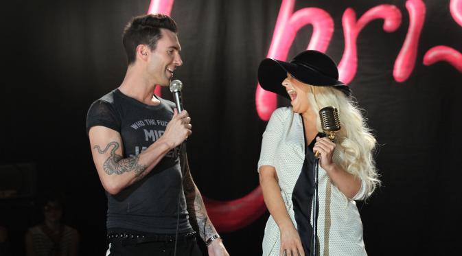 Kolaborasi Maroon 5 - Christina Aguilera (Bintang Pictures)