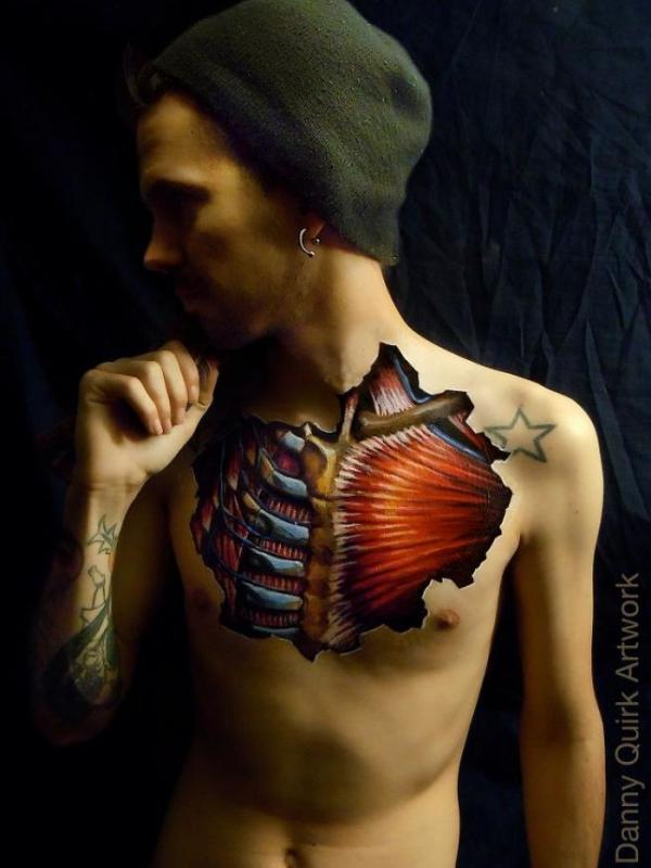 Body painting bikin ngilu. (Via: boredpanda.com)