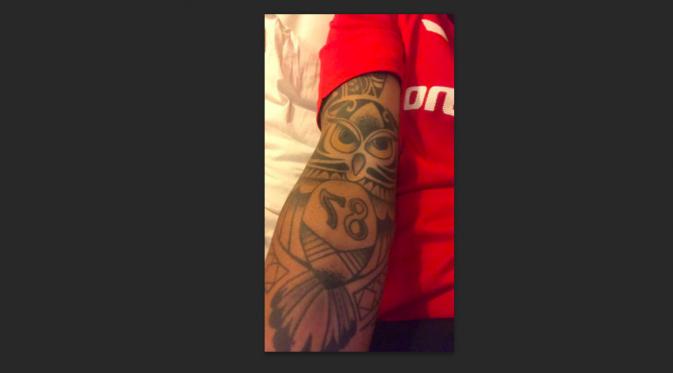 Salah satu koleksi tato yang dimiliki Marcel Sacramento. (Bola.com/Istimewa)