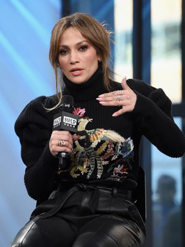 Jennifer Lopez diduga telah bertunangan dengan Alex Rodriguez. (Foto: AFP)