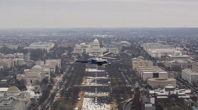 Foto pelantikan Donald Trump pukul 11.54 (National Park Service)