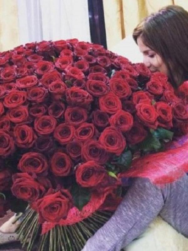 Buket Bunga Sewaan Yang Bantu Wanita Buat Kekasih Pelit Cemburu Lifestyle Liputan6 Com
