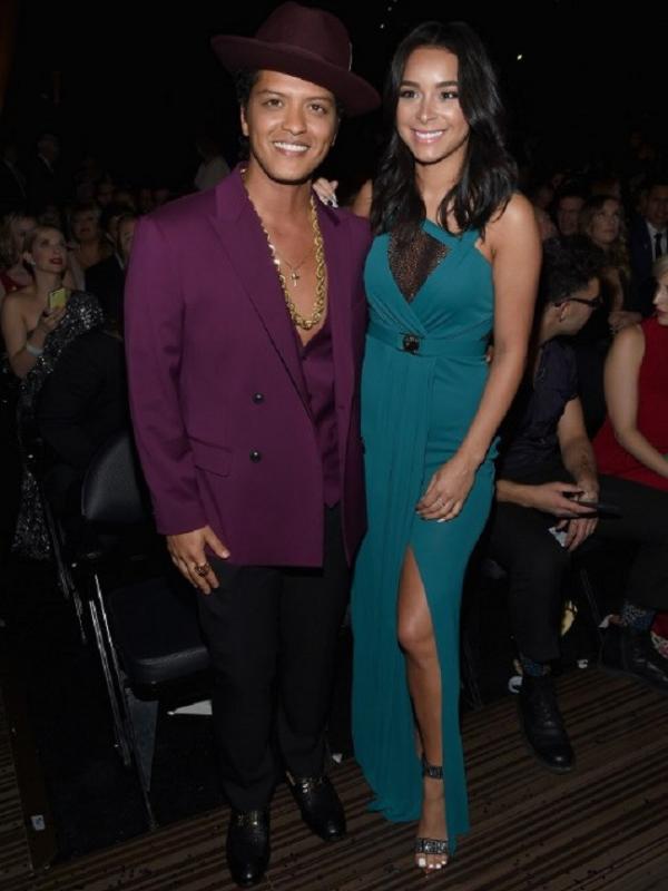 Kekasih Bruno Mars, Jessica Caban dikabarkan tengah hamil. (Foto: AFP)