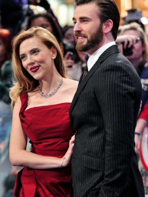 Scarlett Johansson dan Chris Evans dikabarkan pacaran. (Foto: AFP)