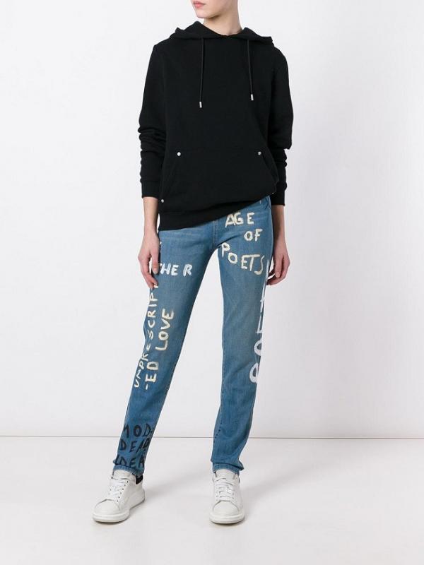 Grafitti Jeans, Celana Jeans yang Kekinian ala Kendall Jenner (Sumber foto: www.farfetch.com)