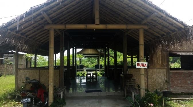 Soto Bathok Mbah Muri, salah satu pilihan kuliner di Yogyakarta, buka sejak pagi hingga sore. (Liputan6.com/Yanuar H)