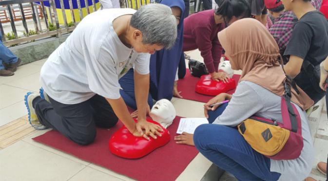 STIKES Sari Mulia Banjarmasin Gelar Pelatihan CPR  untuk Umum