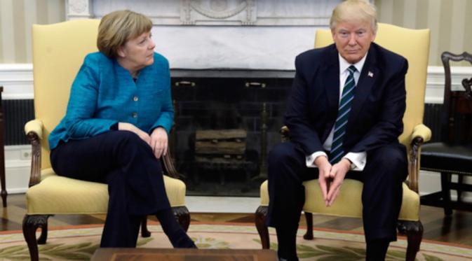 Suasana saat Donald Trump bertemu Kanselir Jerman Angela Merkel (AP Photo/Evan Vucci)