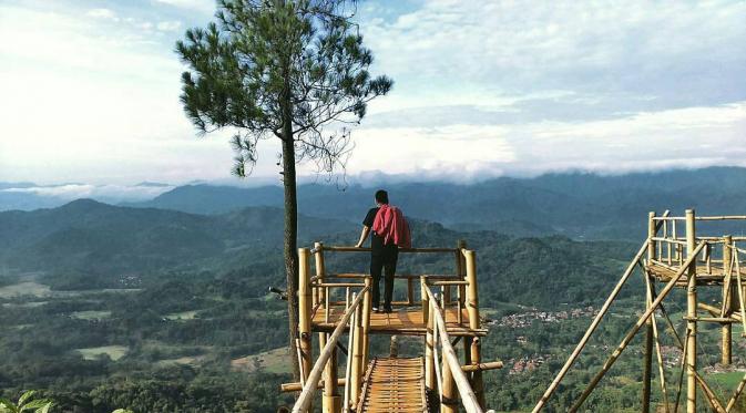 Bukit Panembongan, Kuningan, Jawa Barat. (panz04/Instagram)