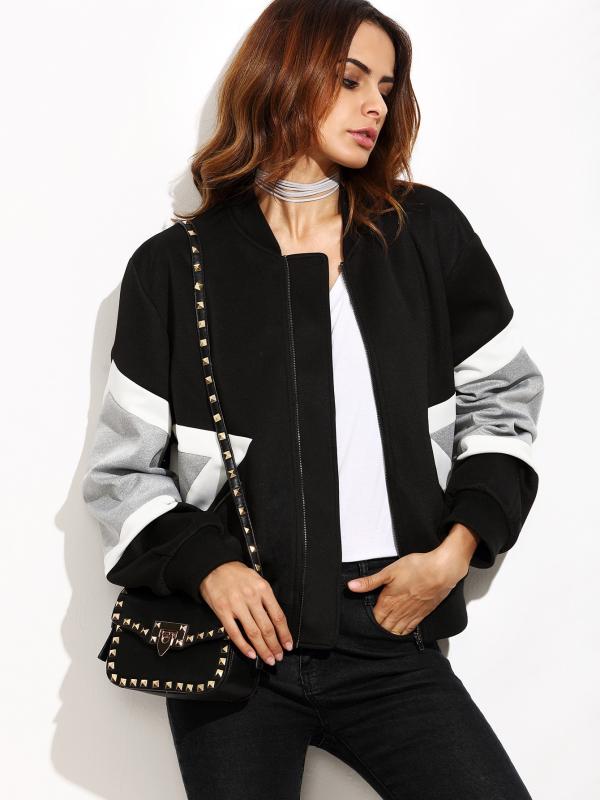 Simple dan keren dengan bomber jacket. (romwe.com)