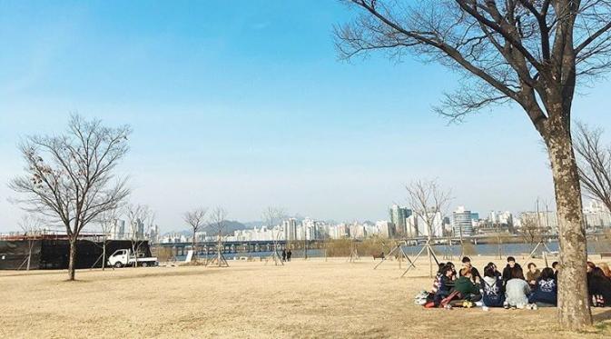 Yeouido Hangang Park, Korea Selatan, yang kerap jadi lokasi syuting drama Korea. (hein_ig/Instagram)
