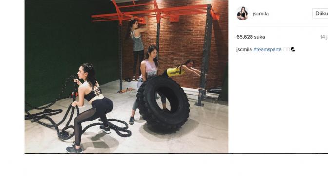 Jessica Mila memerlihatkan bokongnya saat berolahraga (Foto: Instagram)