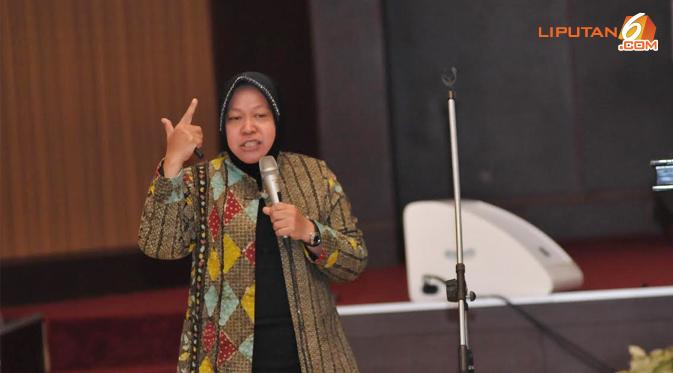 Dalam acara tersebut, hadir pula Wali Kota Surabaya, Tri Rismaharini. Menurut Risma, setiap orang memiliki hak untuk sukses dan berhasil (Liputan6.com/Helmi Fithriansyah) 
