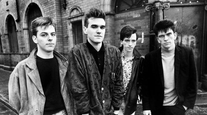 Linimasa interaktif The Smiths berisi informasi tentang sejarah The Smiths, termasuk konser pertama mereka pada 1982.