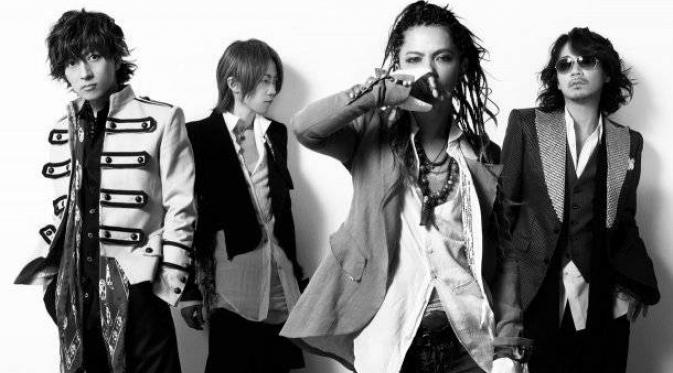 L'Arc-en-Ciel Kembali Hipnotis Pecinta Musik Jepang Lewat Penampilan Baru.