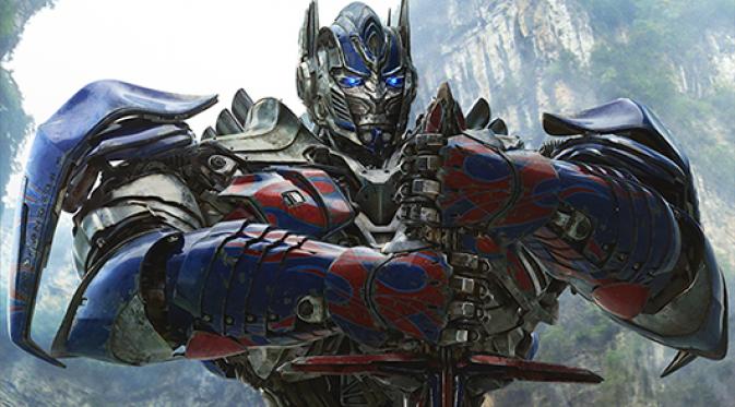 Michael Bay menyatakan bahwa pihak studio sudah menyiapkan naskah dua film baru untuk sekuel bagi Transformers: Age of Extinction.