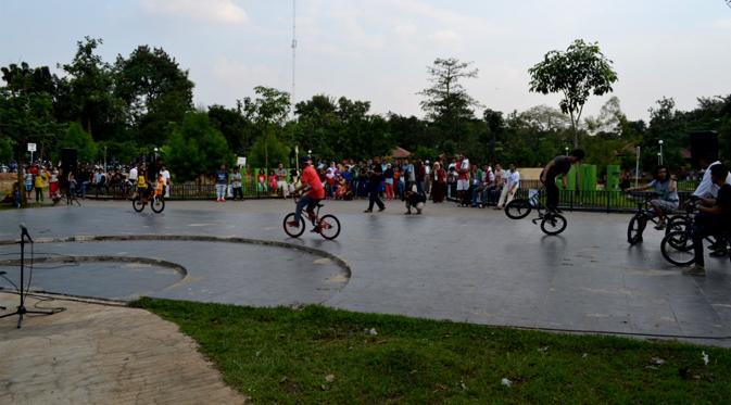 Ngabuburit Kreatif Dan Seru Di Taman Lembah Gurame Depok