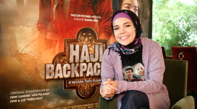 Dewi Sandra Deg-Degan Saksikan “Haji Backpacker”