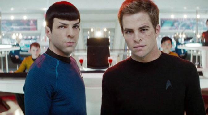 William Shatner dan Leonard Nimoy dikenal sebagai aktor utama di film-film lawas Star Trek, bakal muncul di Star Trek 3.