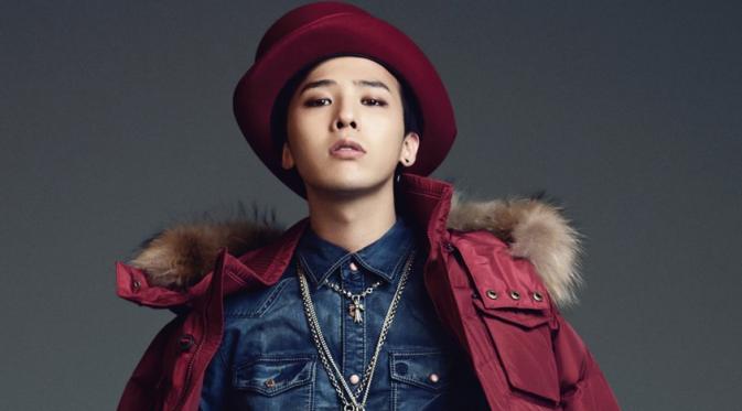 G-Dragon yang merupakan pentolan `Big Bang` sudah mulai terang-terangan berpacaran. YG Entertainment menghargai privacy artisnya.
