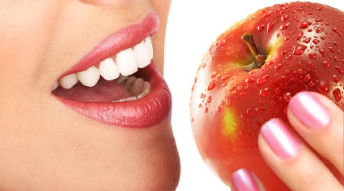 Sebuah penelitian terbaru dari Food Chemistry menemukan, buah apel bisa membantu menurunkan berat badan.