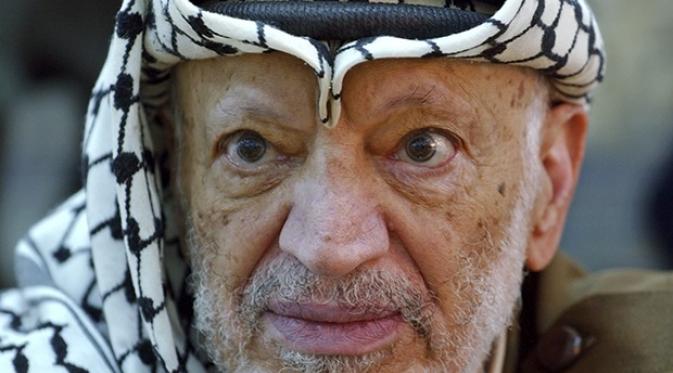 Perjuangan pemimpin Palestina Yasser Arafat harus ditutup dengan satu peristiwa yang sangat tragis. Dia tewas dengan sangat tidak wajar.