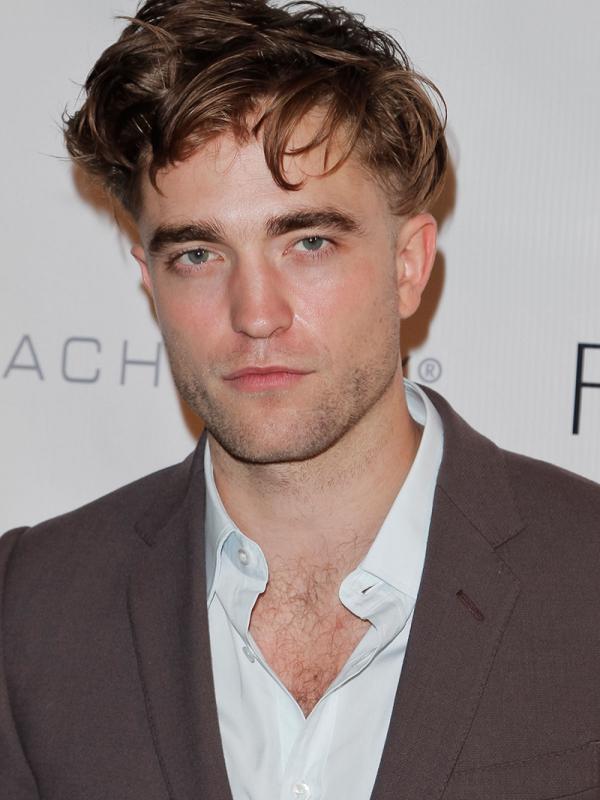 Rambut Mengerikan Robert Pattinson, si Mantan Kristen Stewart
