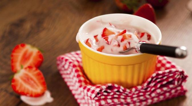 satu sendok makan yoghurt secara dramatis mengurangi risiko diabetes tipe 2.