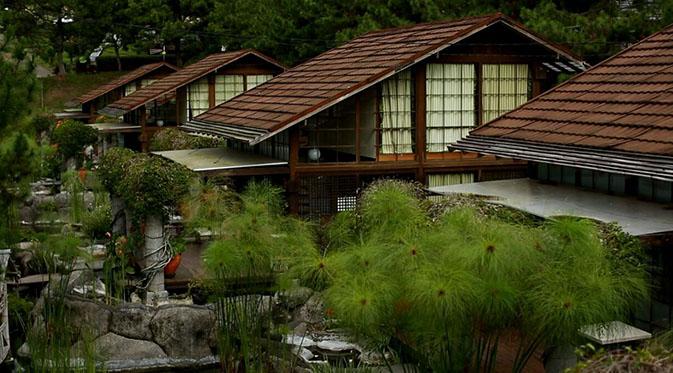 Cantiknya Vila Air  Lembang  Bergaya Rumah  Jepang 