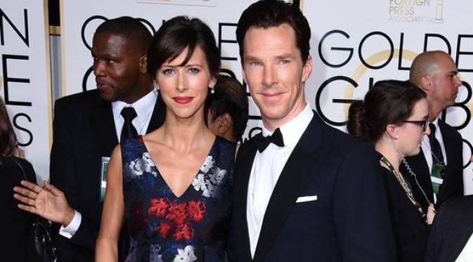 Datangi Golden Globe Awards 2015, Benedict Cumberbatch berjalan di karpet merah bersama Sophie Hunter yang perutnya sudah cukup membesar.