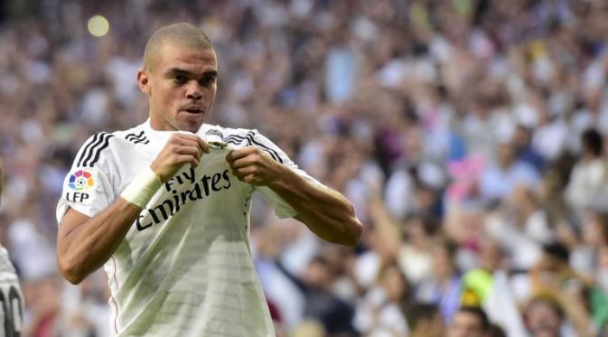 Bek Real Madrid Pepe (JAVIER SORIANO / AFP)