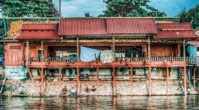 Candi Pasar Dan Hujan Teman Selama Berkelana Ke Kamboja Lifestyle Liputan6 Com
