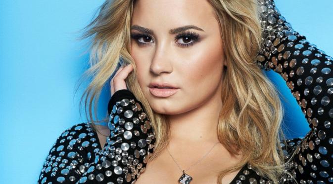 Beredar kabar kalau Demi Lovato sedang terserang infeksi paru-paru.