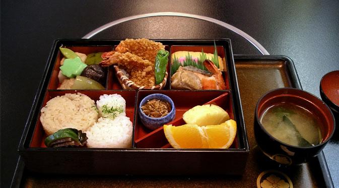 Bento Lucu