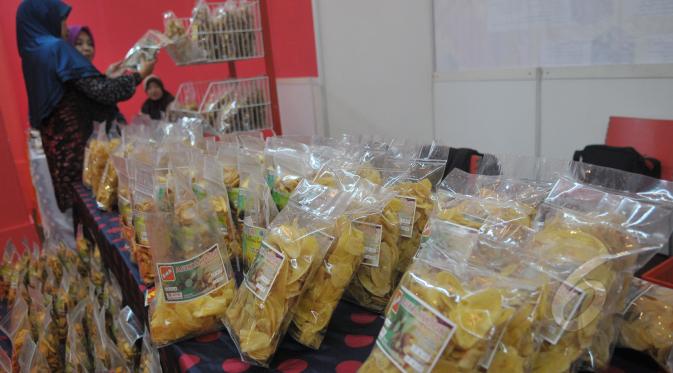 Hasil pertanian yang telah diolah menjadi makanan ringan ikut dipamerkan pada Agrinex Expo ke-9 yang digelar di JCC, Jakarta, Sabtu (21/3/2015). (Liputan6.com/Johan Tallo)
