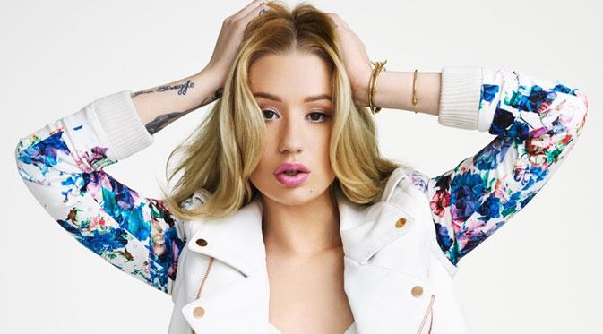 Iggy Azalea mendadak blak-blakan soal operasi payudara yang baru dilakukannya. Ada cerita apa?