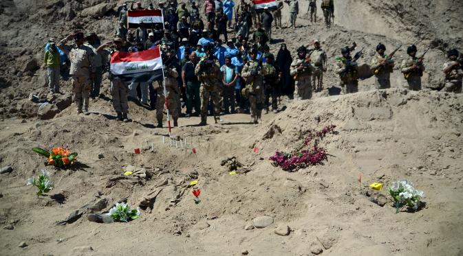 Kuburan massal tentara Irak di Tikrit (Reuters)