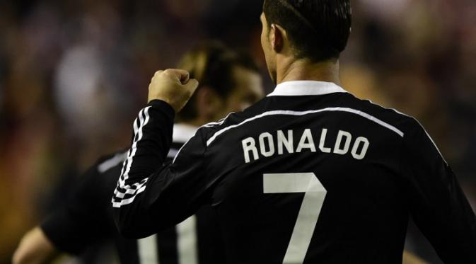 Ronaldo merayakan gol pertama Madrid ke gawang Rayo Vallecano (AFP)