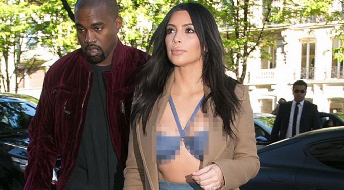 Kim Kardashian pamerkan buah dadanya saat belanja