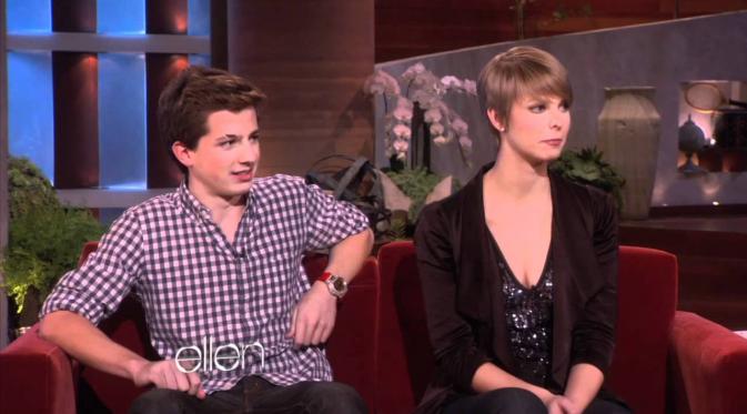 Charlie Puth di acara Ellen DeGeneres